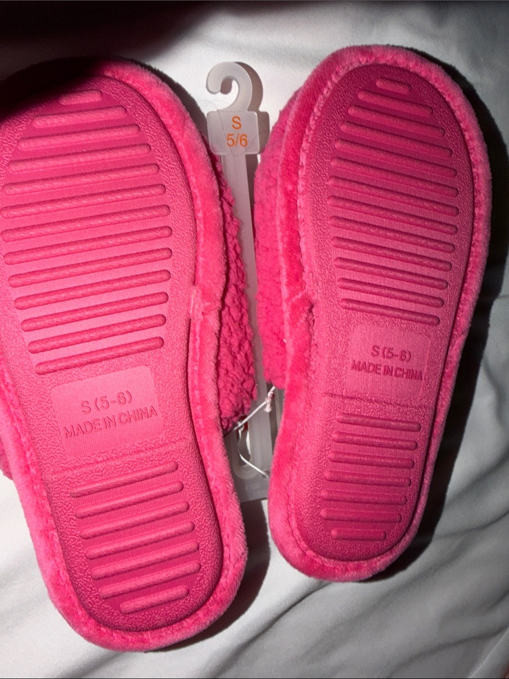 ” SLIPPERS - Picture 4 of 4